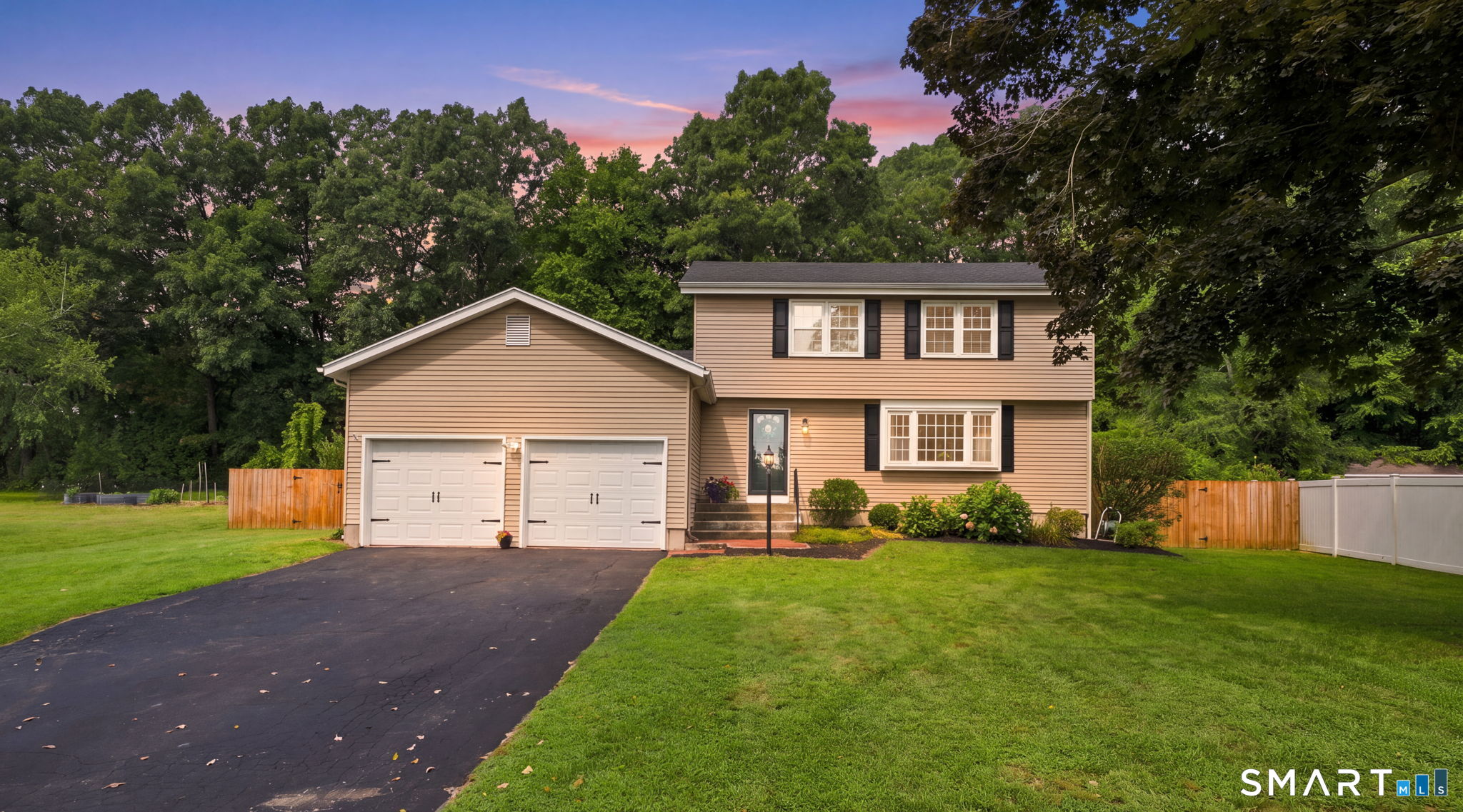 61 Broadleaf Circle