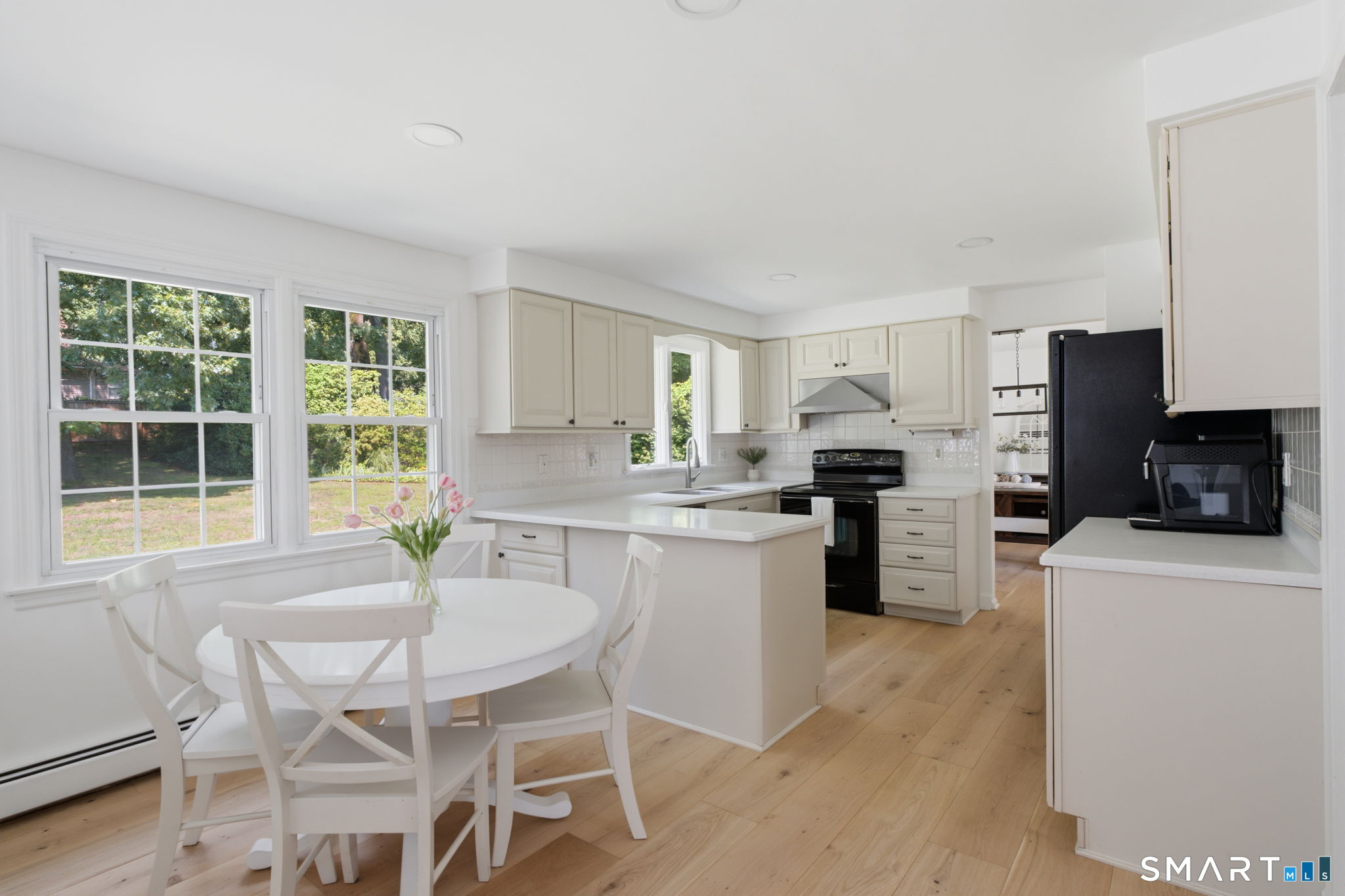 61 Broadleaf Circle