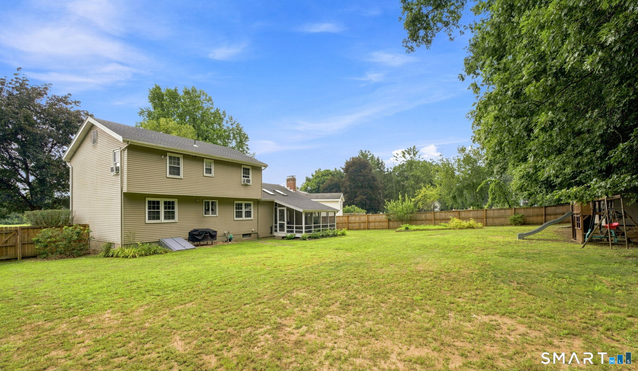 61 Broadleaf Circle