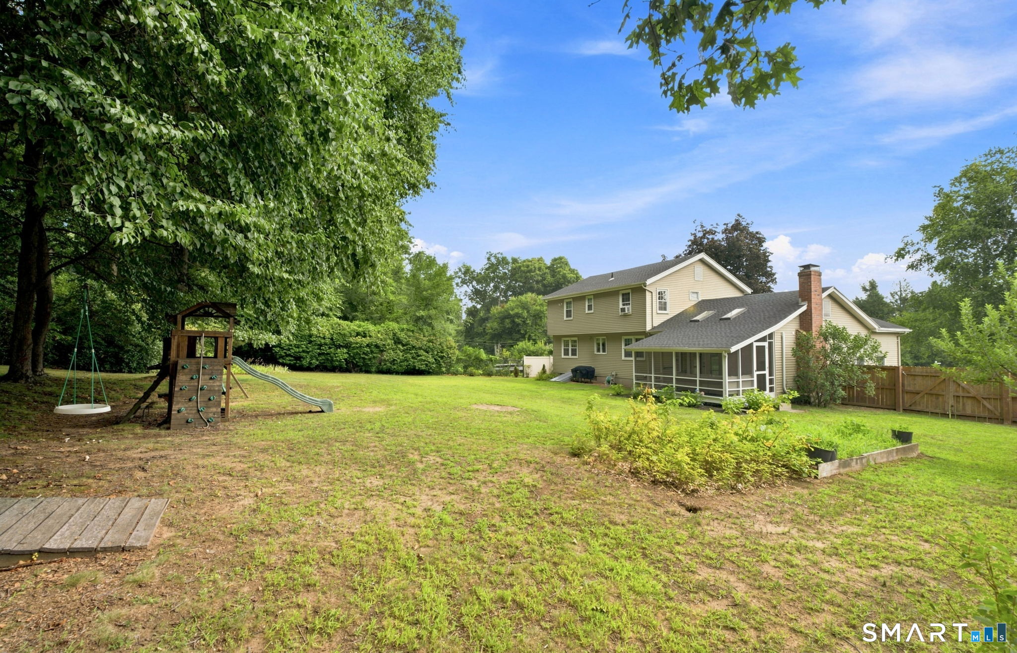 61 Broadleaf Circle