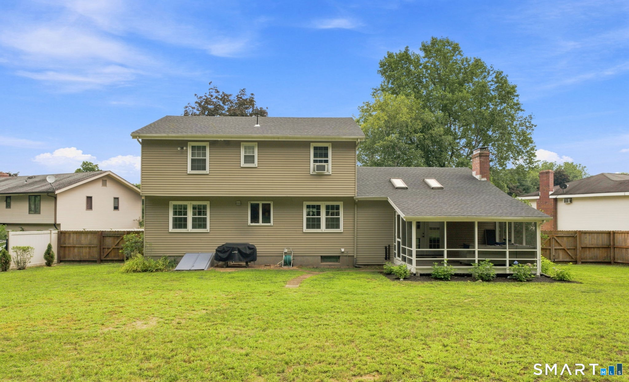61 Broadleaf Circle
