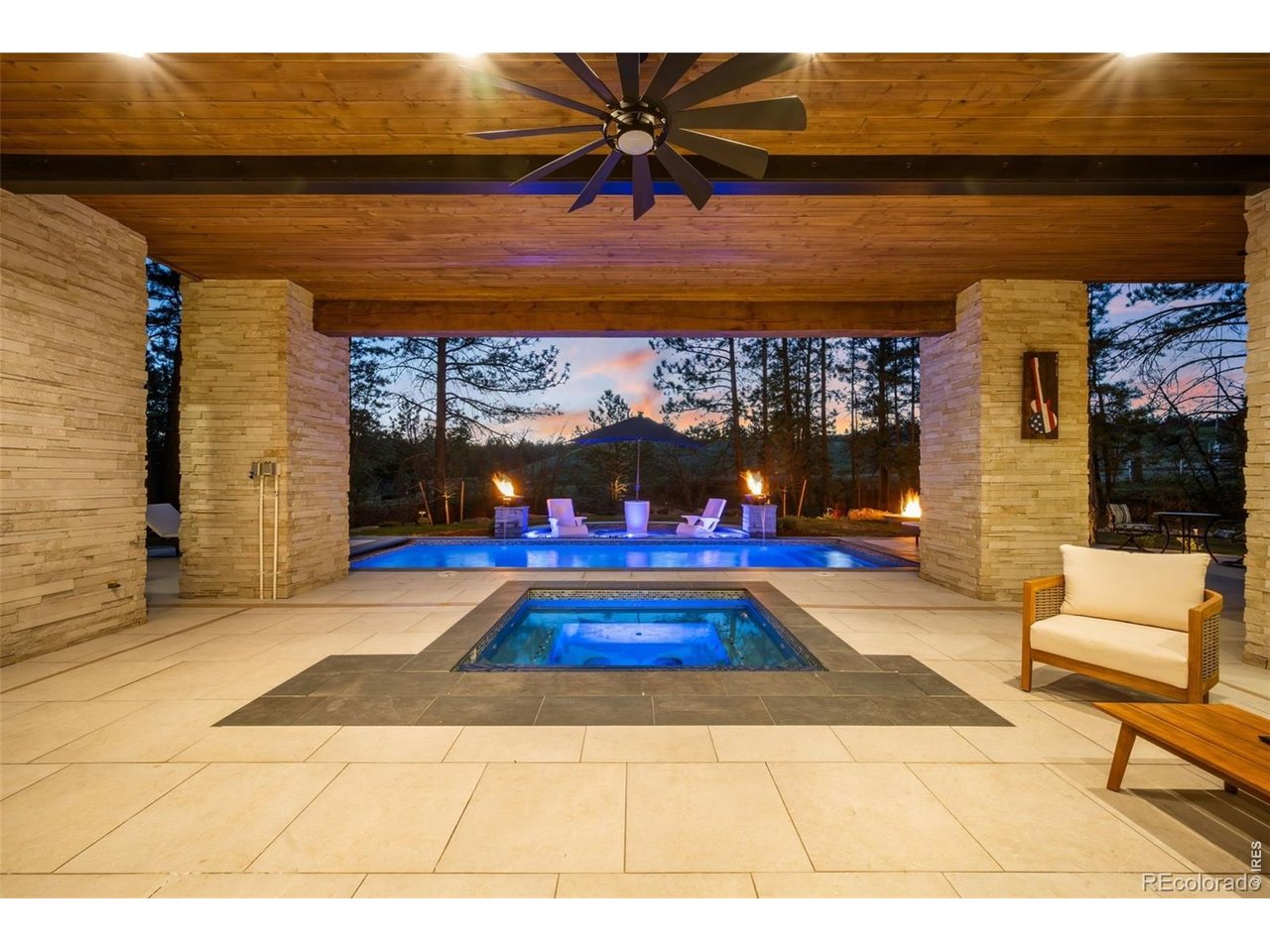 1151 Country Club Pkwy