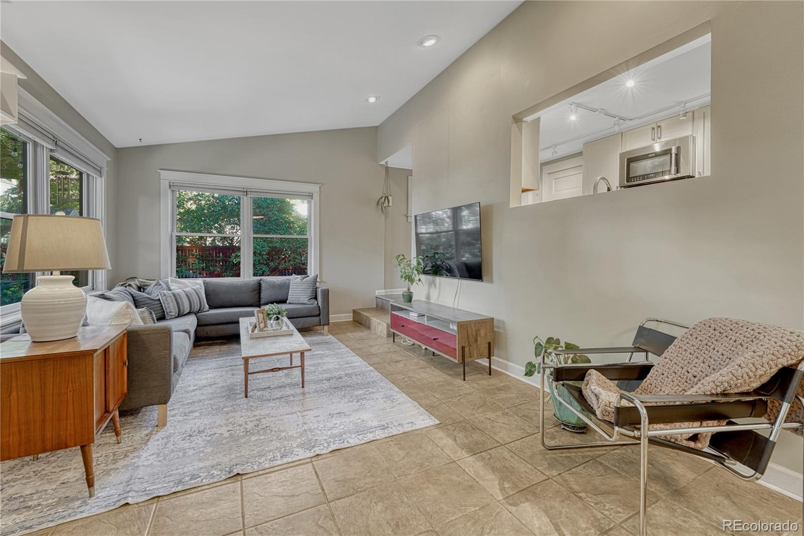 1109 Harrison Street