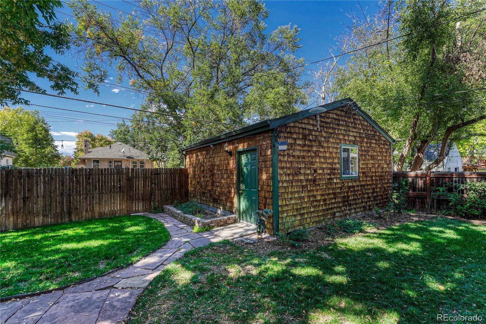 1109 Harrison Street