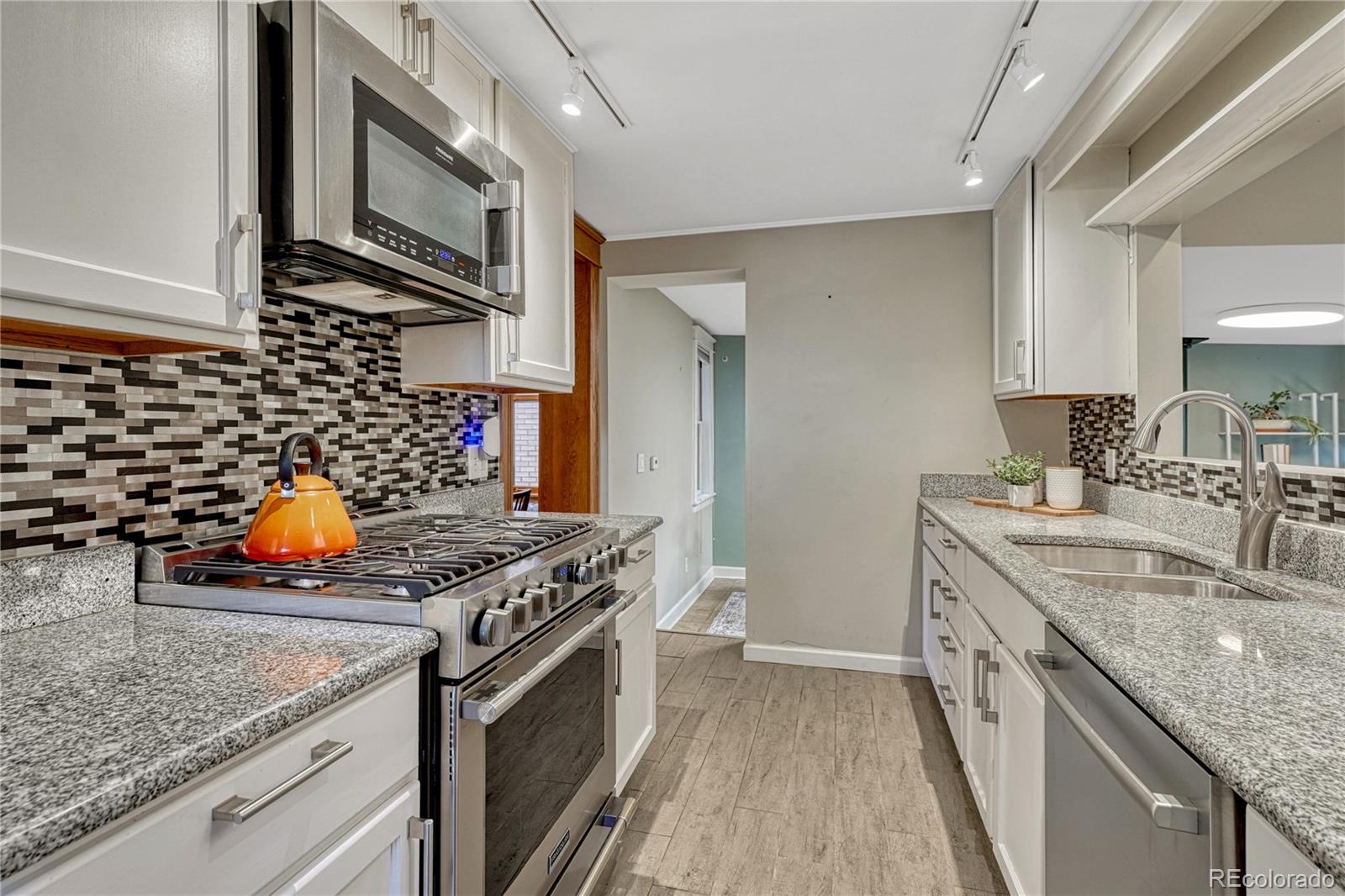 1109 Harrison Street