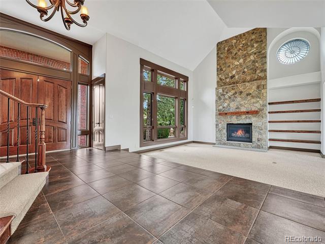10007 Oak Tree Court