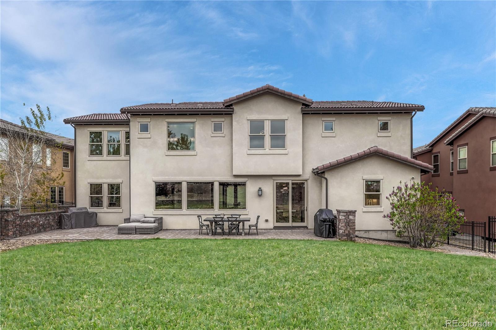 9486 E Winding Hill Avenue