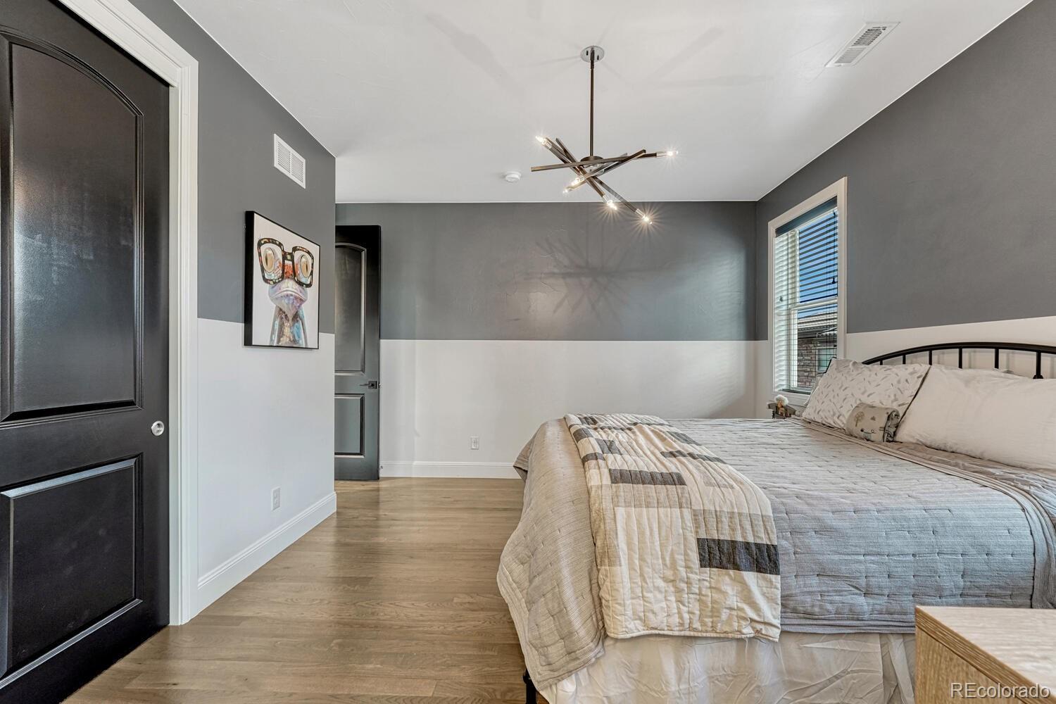 9486 E Winding Hill Avenue