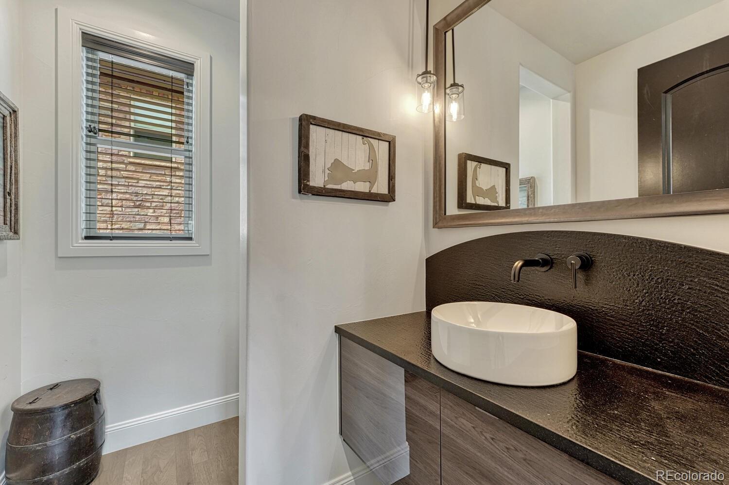 9486 E Winding Hill Avenue