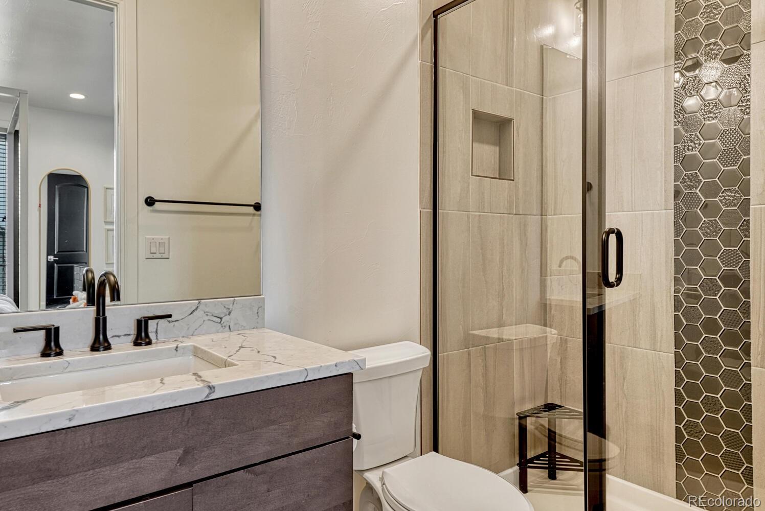 9486 E Winding Hill Avenue