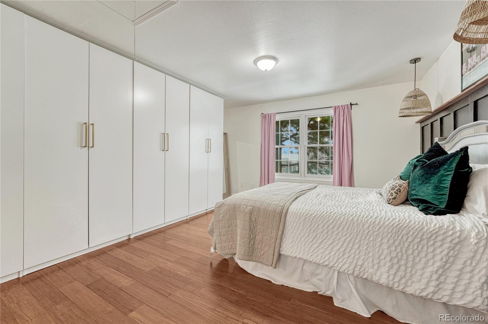 1811 S Quebec Way Unit: 1