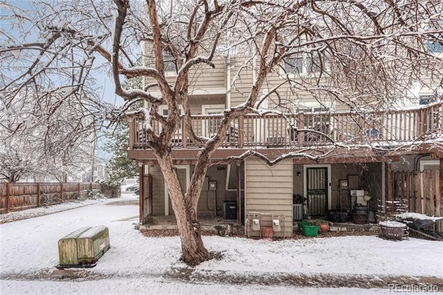 1811 S Quebec Way Unit: 1