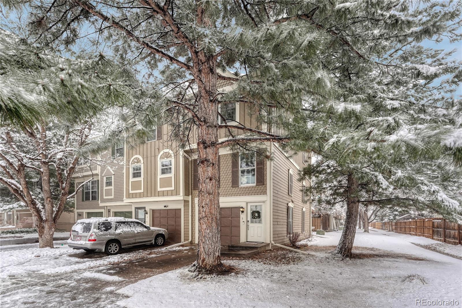 1811 S Quebec Way Unit: 1