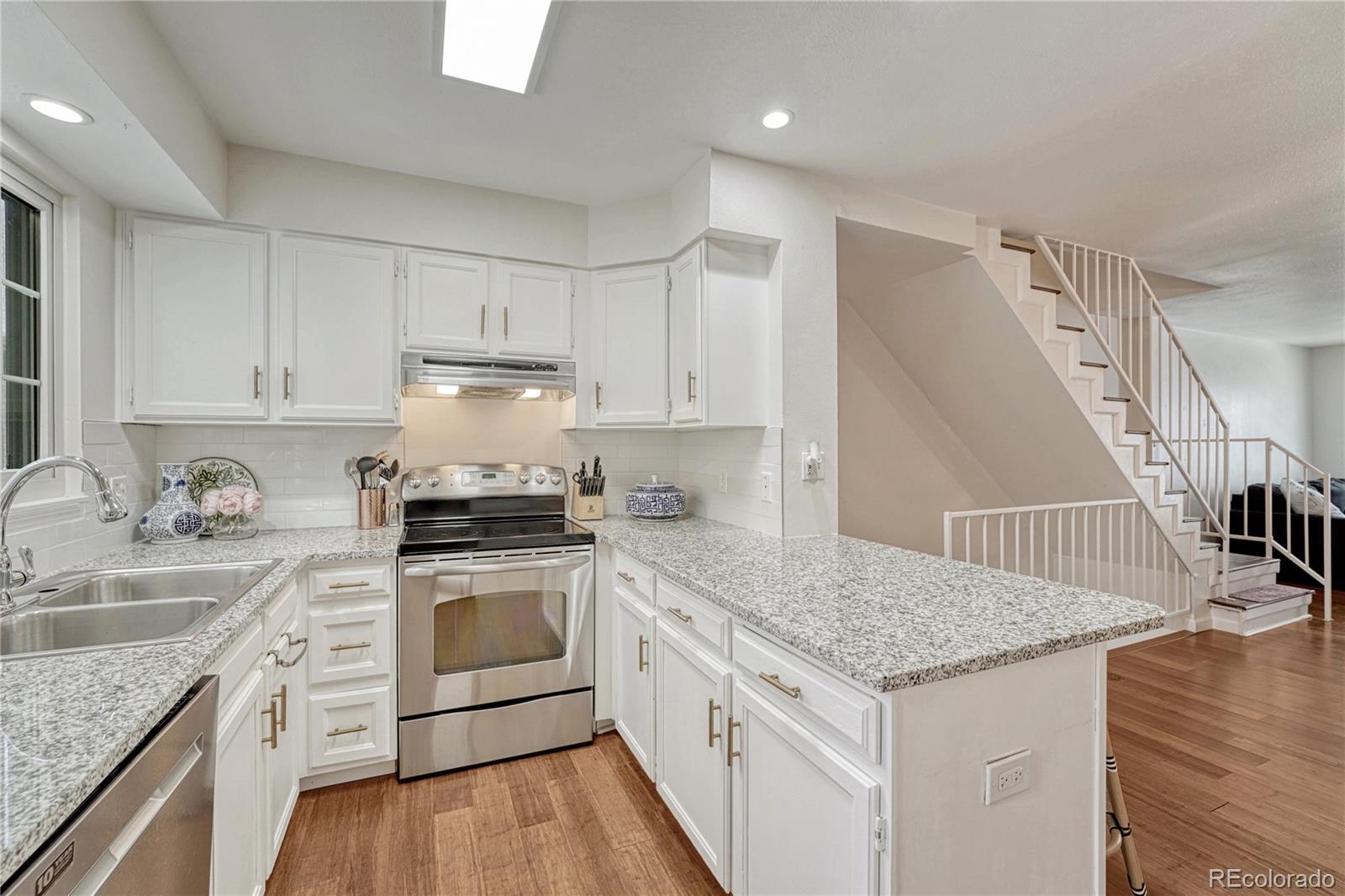 1811 S Quebec Way Unit: 1