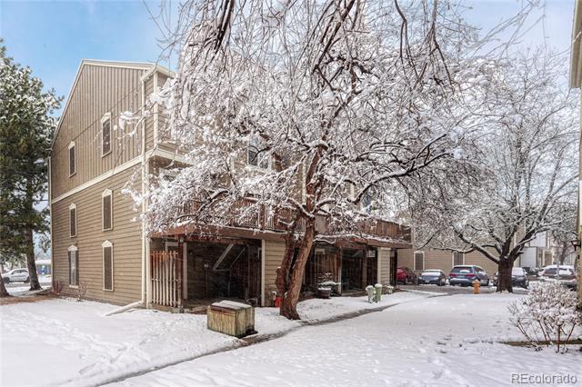 1811 S Quebec Way Unit: 1