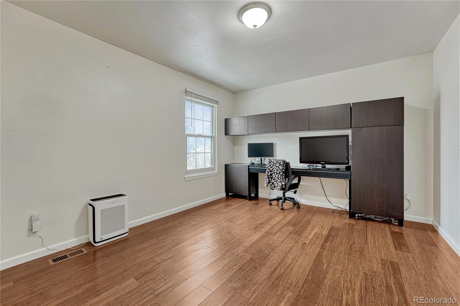 1811 S Quebec Way Unit: 1