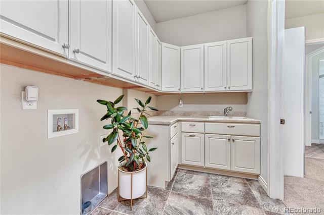 2483 Saddleback Drive