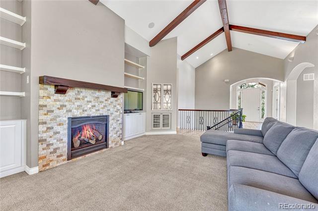 2483 Saddleback Drive