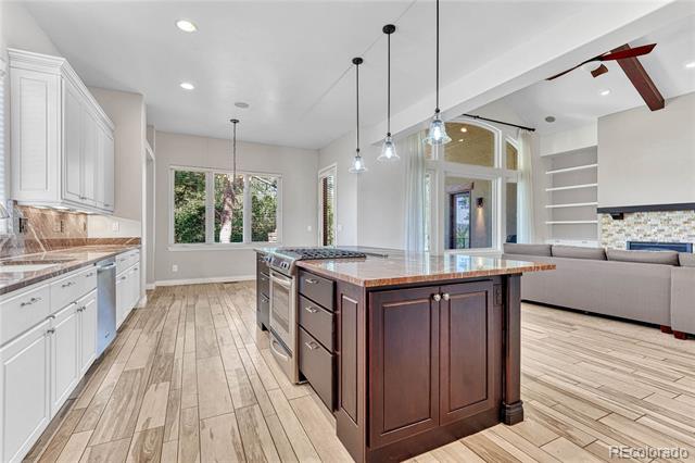 2483 Saddleback Drive