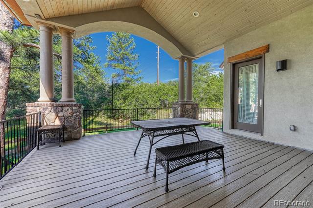 2483 Saddleback Drive