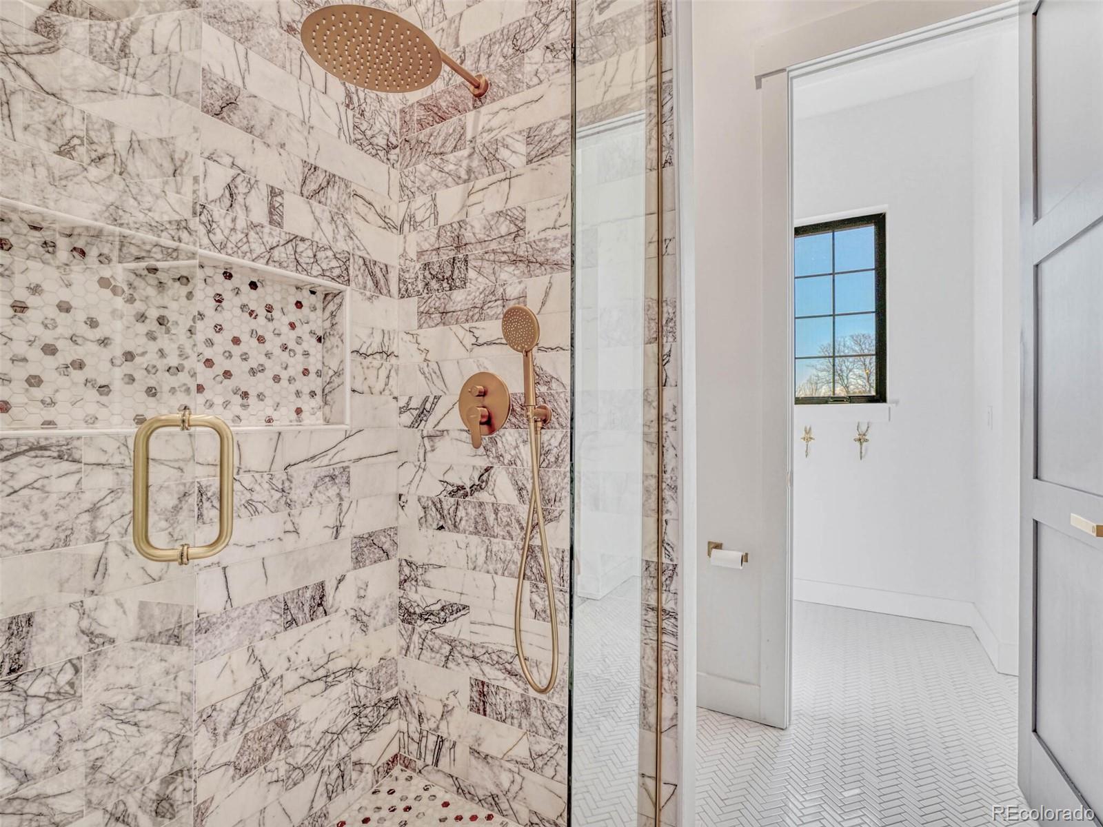 15155 E Pinewood Place