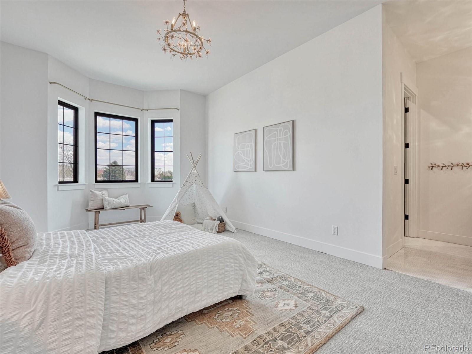 15155 E Pinewood Place