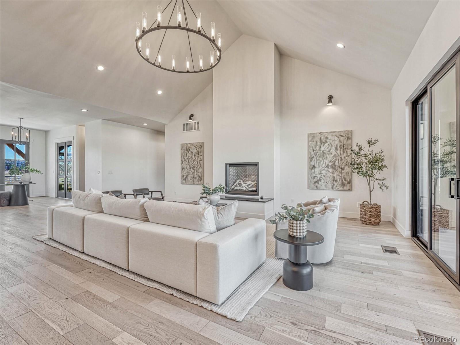 15155 E Pinewood Place