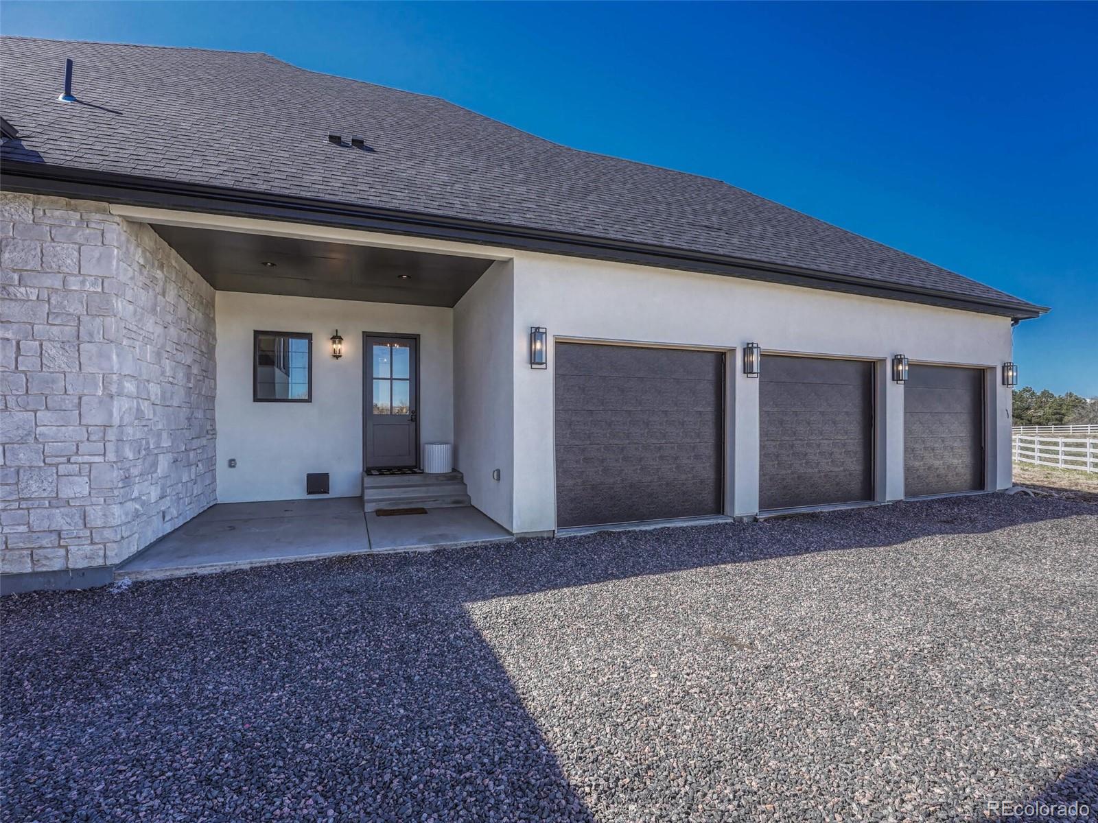 15155 E Pinewood Place