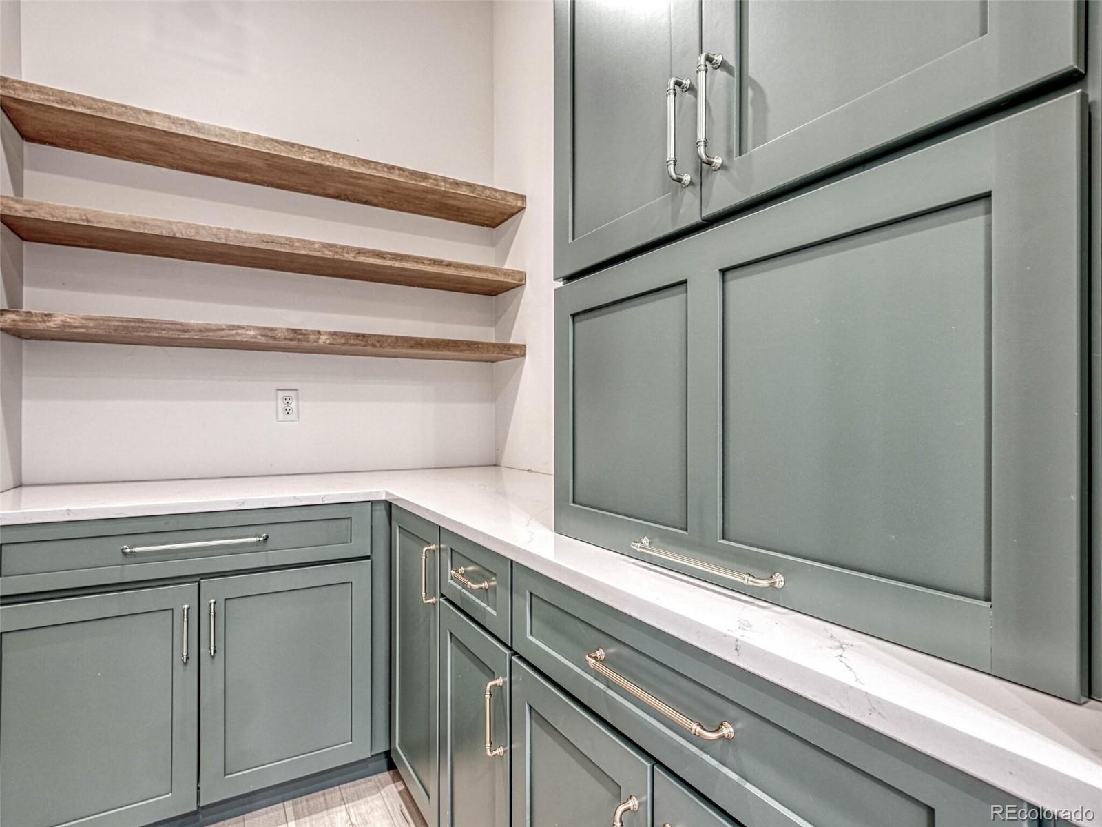 15155 E Pinewood Place