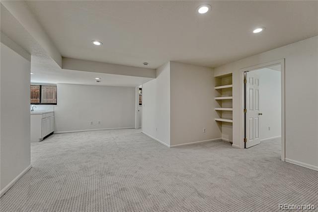 5672 S Hanover Way