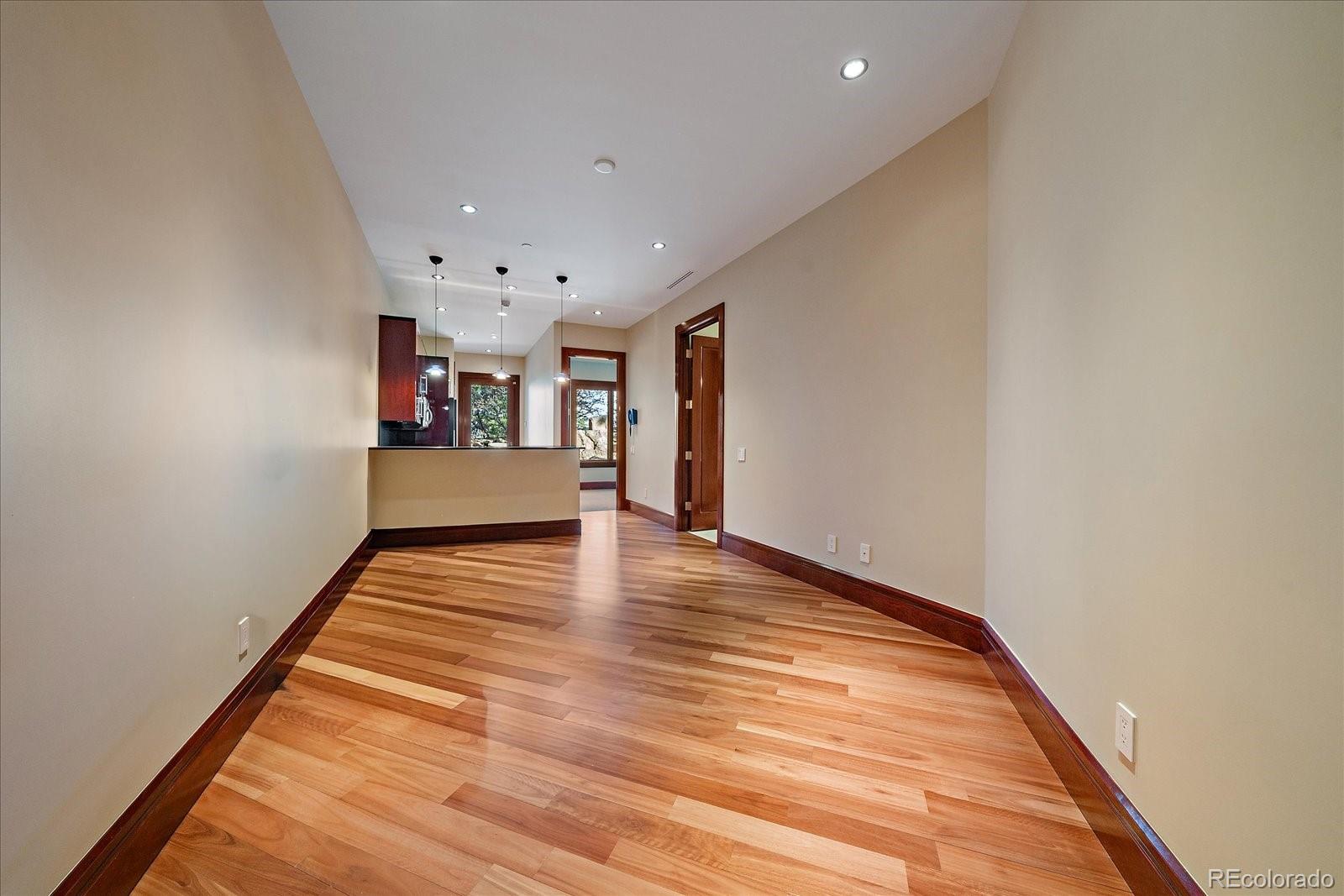 607 Cliffgate Lane