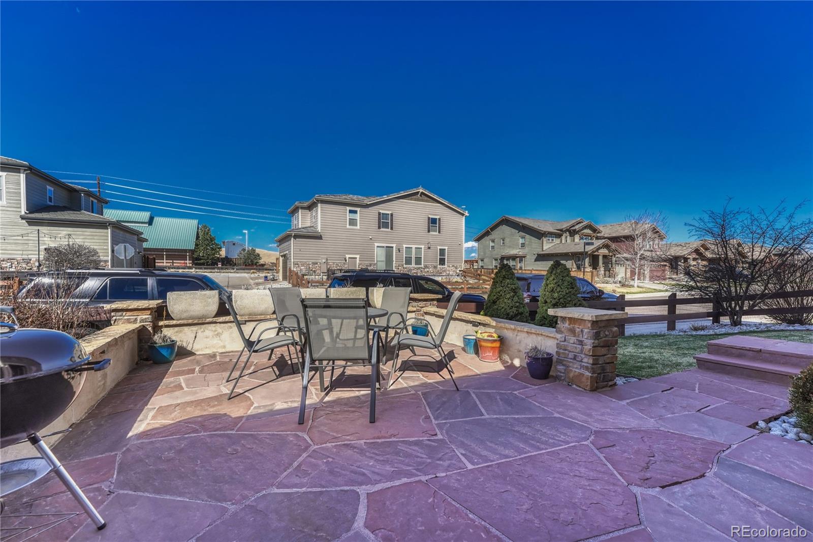 10122 Tall Oaks Street