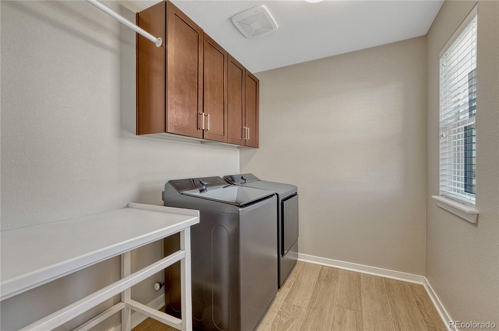 10122 Tall Oaks Street