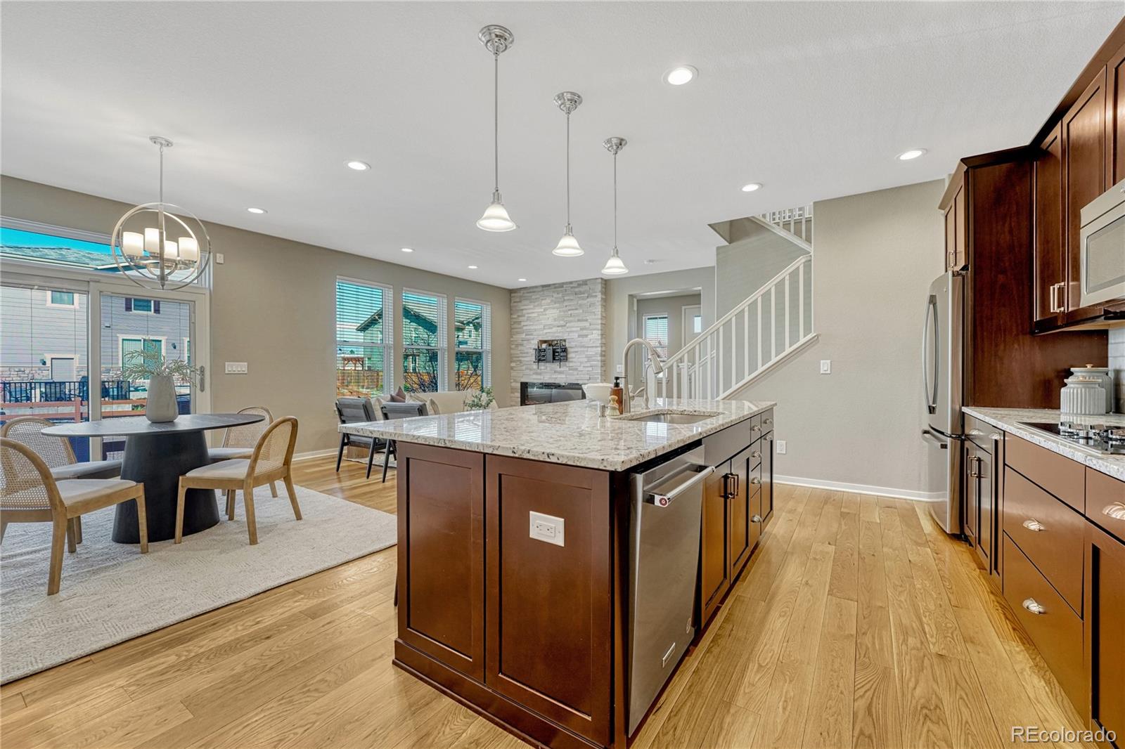 10122 Tall Oaks Street