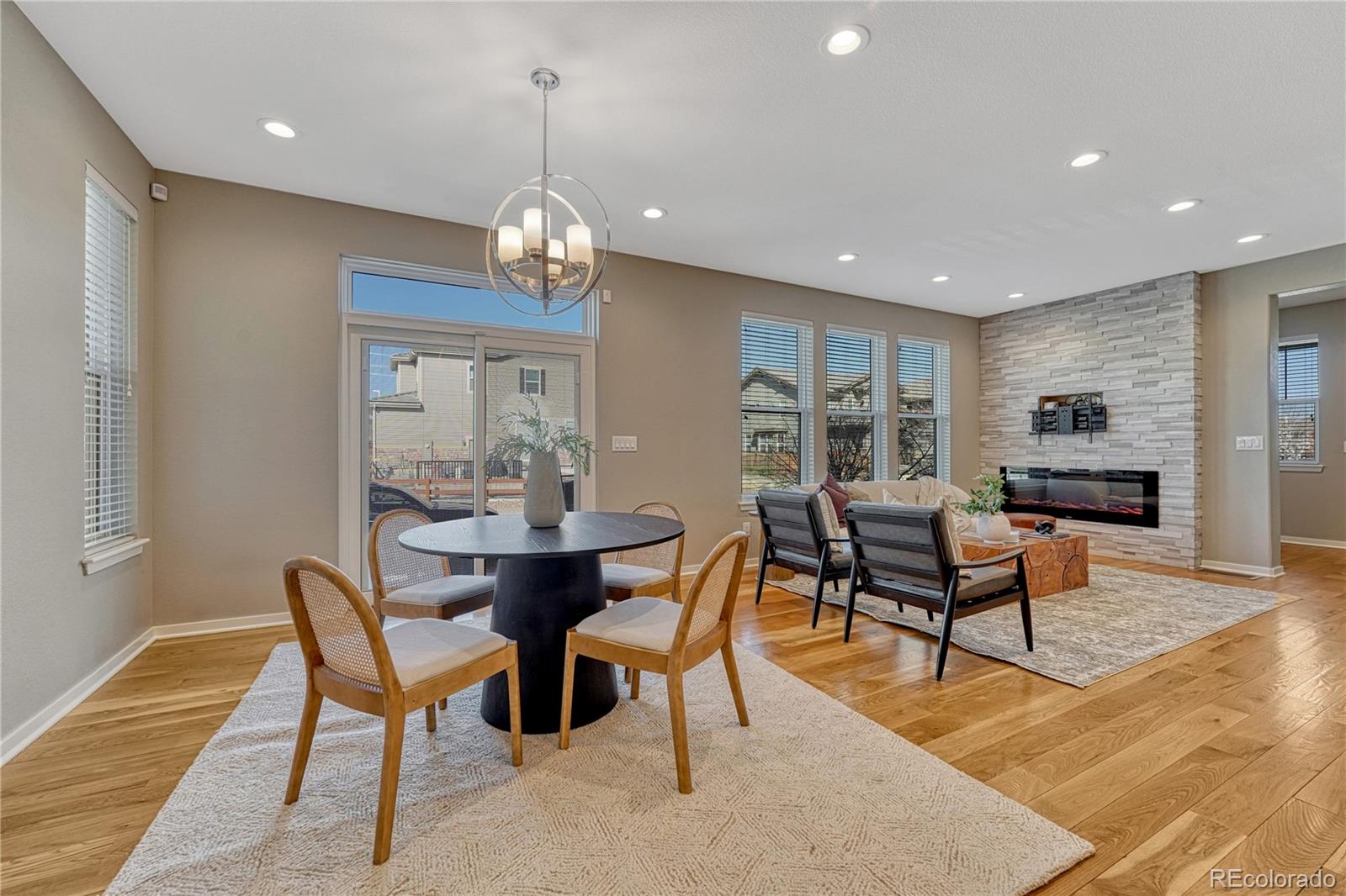 10122 Tall Oaks Street