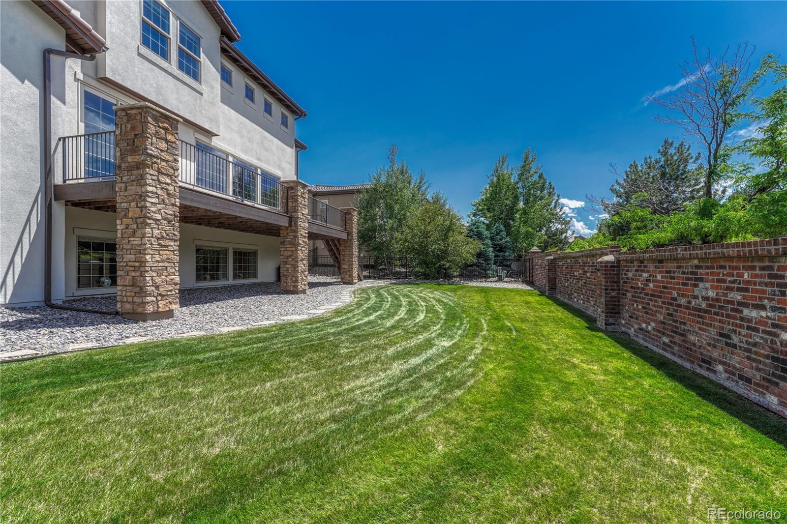 9343 Vista Hill Lane