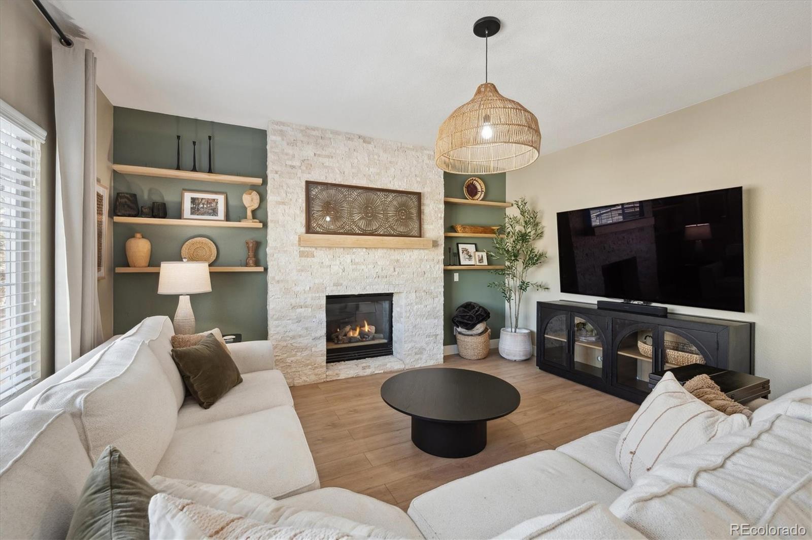 1099 Thornbury Place