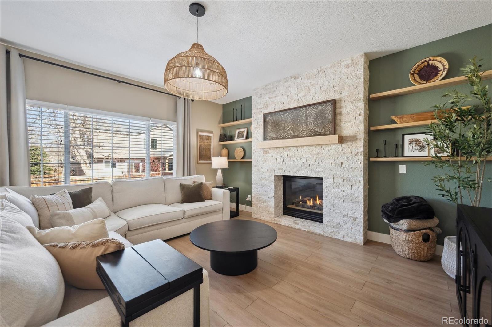 1099 Thornbury Place