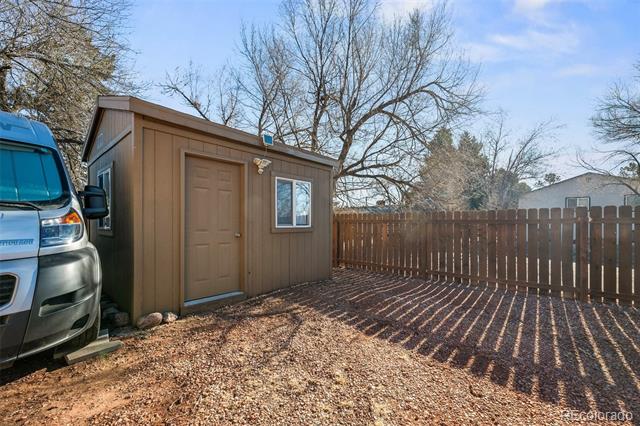 1320 Mount View Lane