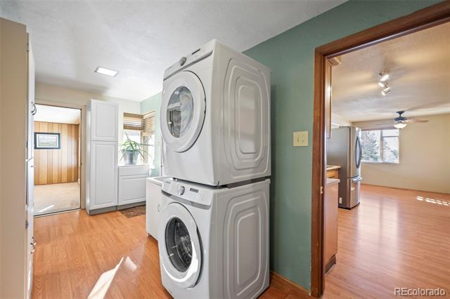 1320 Mount View Lane