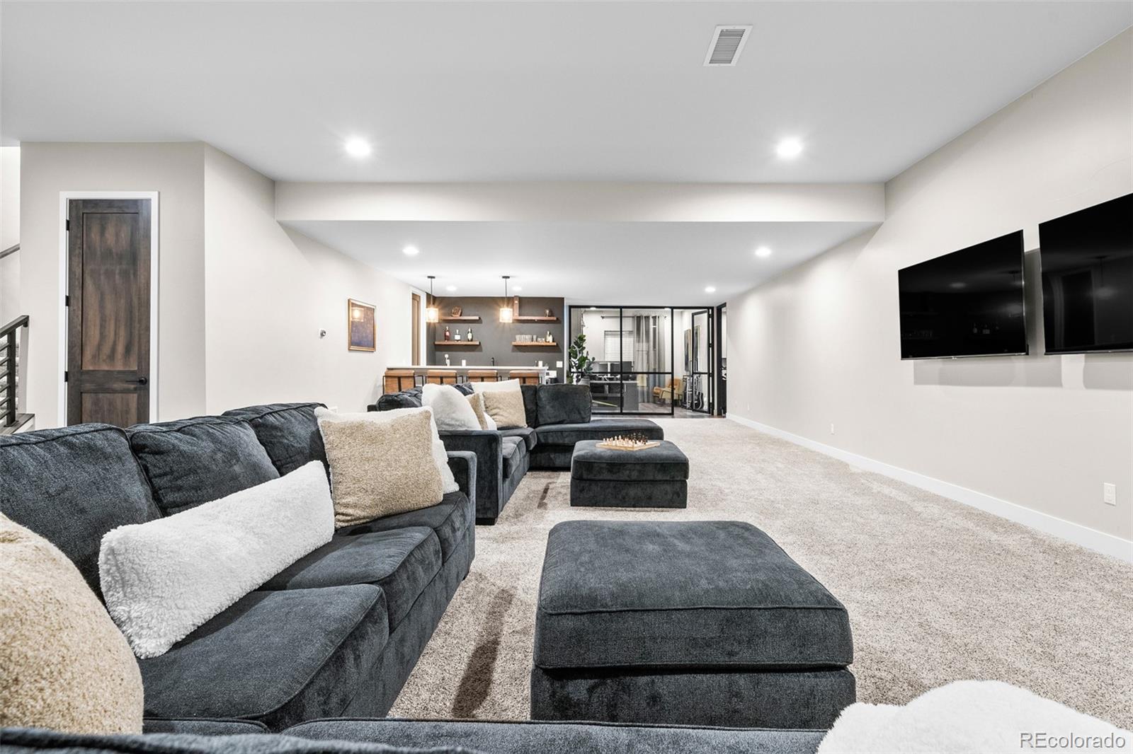 6589 Canyonpoint Road