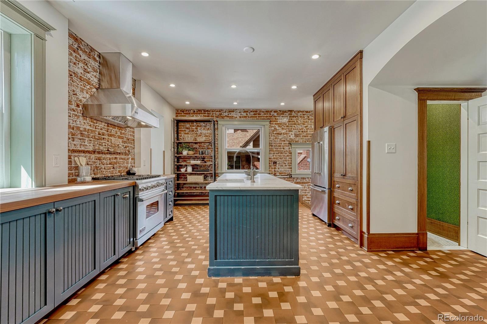 777 N Williams Street