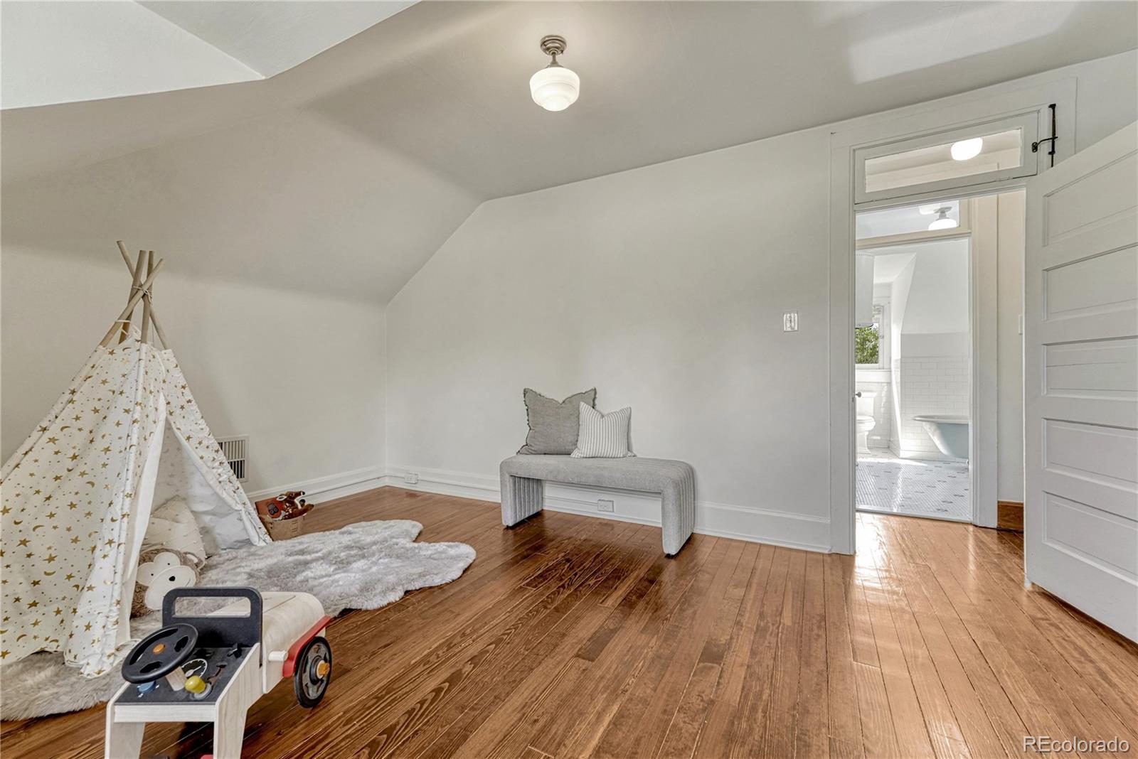 777 N Williams Street