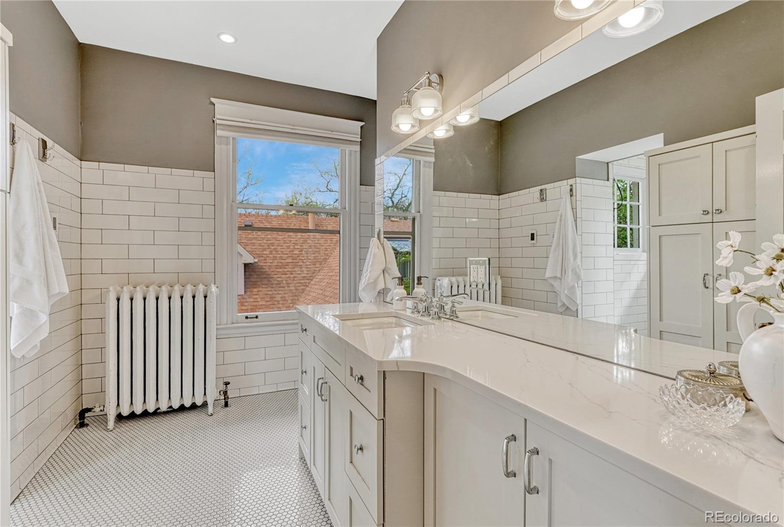 777 N Williams Street