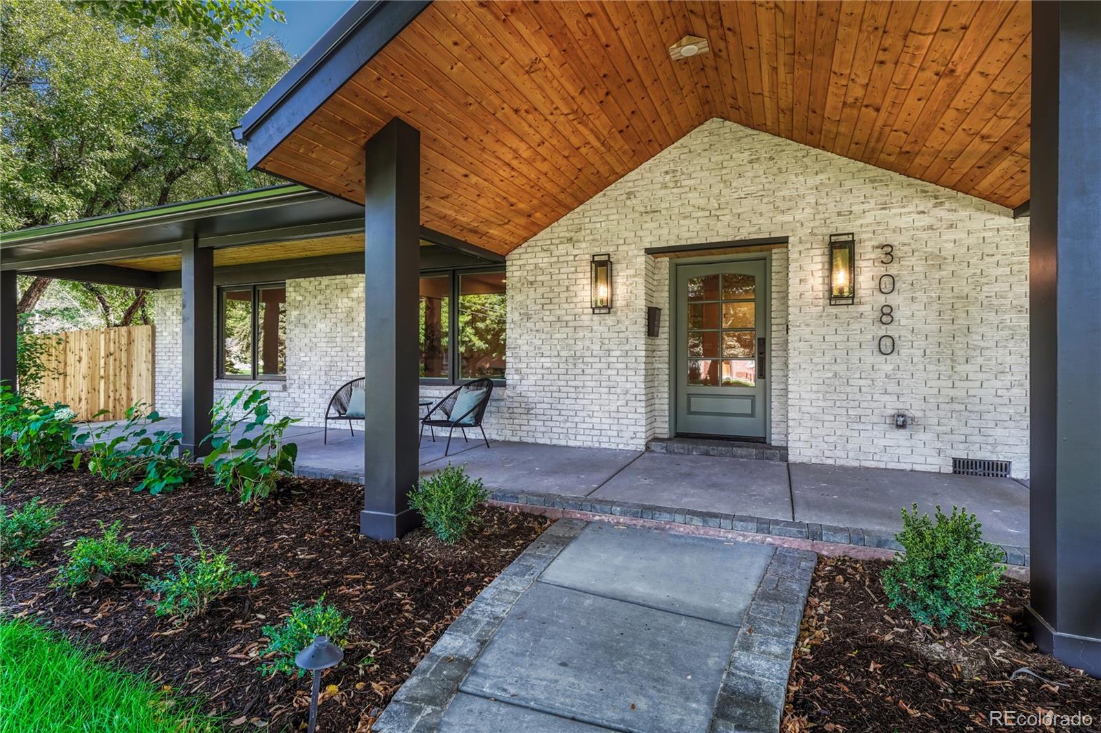 3080 E Flora Place