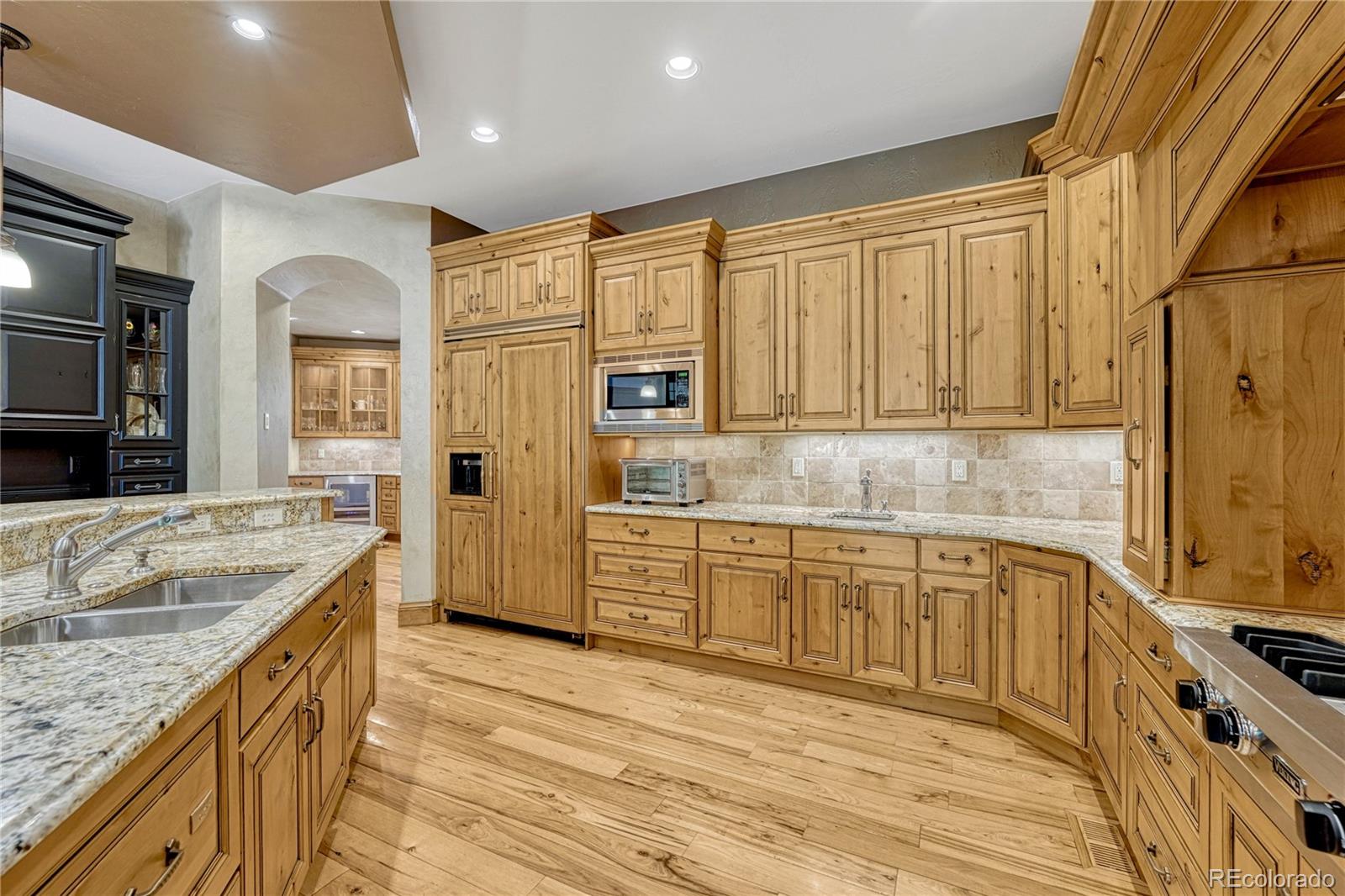 4320 E Linden Circle