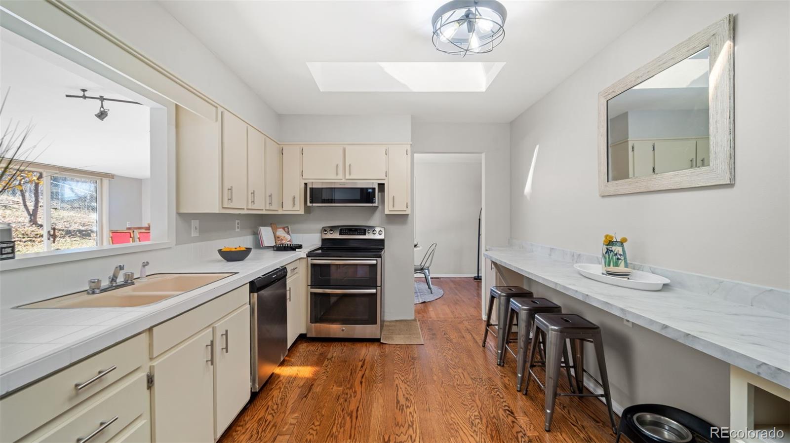 1007 Sun Drive