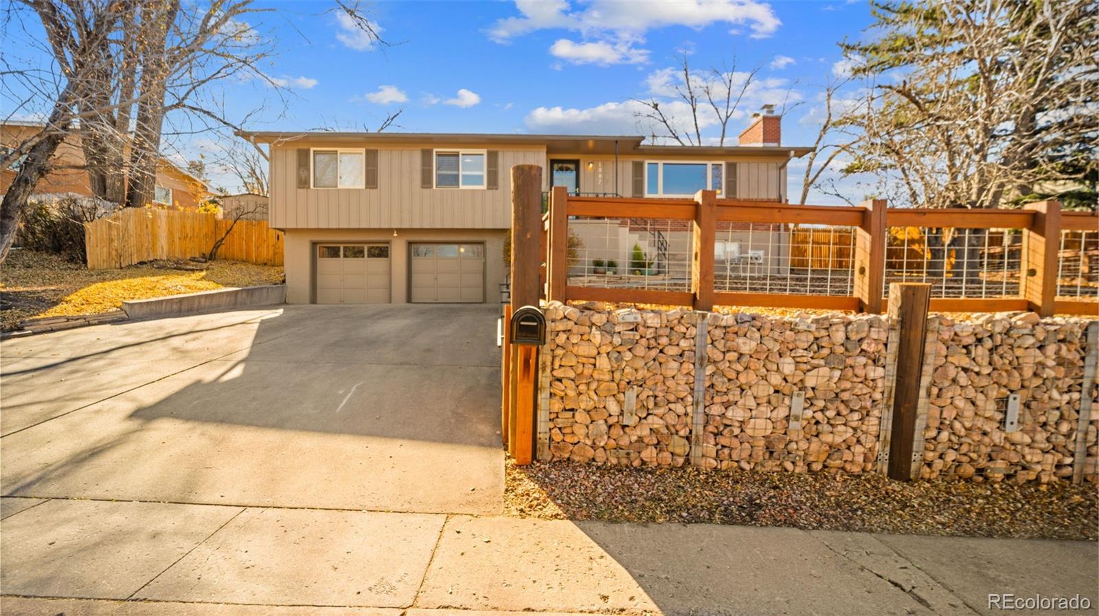 1007 Sun Drive