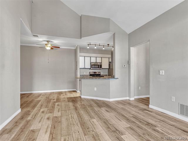 6009 Castlegate Drive W Unit: C28