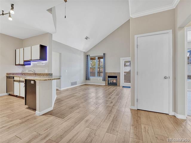 6009 Castlegate Drive W Unit: C28